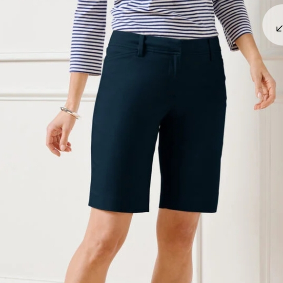 Pants - NEW Women's Talbots Perfect Shorts 9.5" Inseam Size 2 Petite Navy